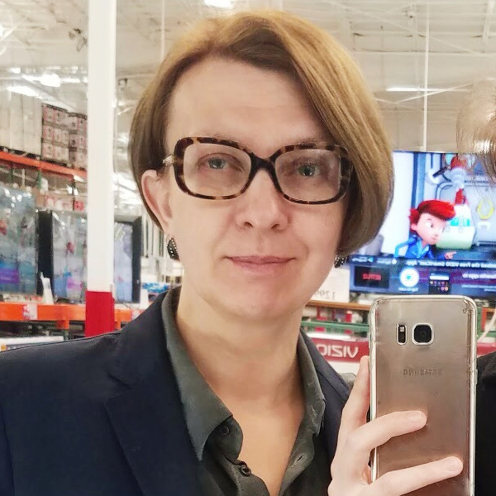 Meet your Posher, Maria